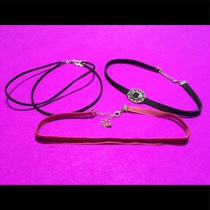 💗 THREE CHOKER LOT!!!